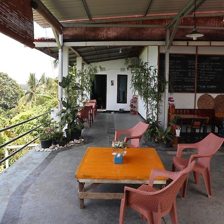 The View Padang, Amazing View, 8 Mins Mentawai Fast Ferry, Cold Beer,Close To Restaurants Eksteriør billede