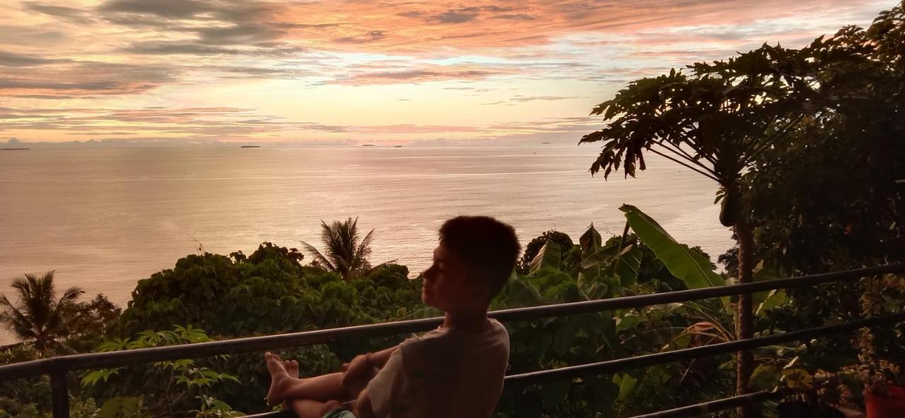 The View Padang, Amazing View, 8 Mins Mentawai Fast Ferry, Cold Beer,Close To Restaurants Eksteriør billede