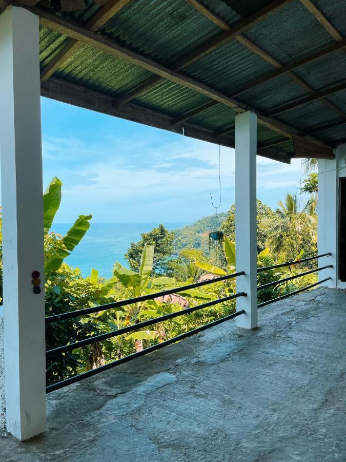 The View Padang, Amazing View, 8 Mins Mentawai Fast Ferry, Cold Beer,Close To Restaurants Padang (Sumatra) Eksteriør billede