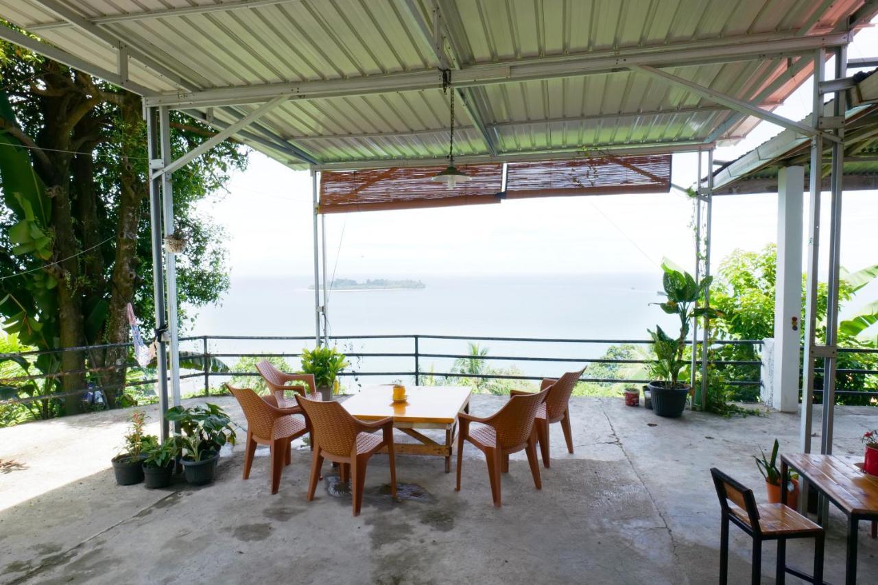 The View Padang, Amazing View, 8 Mins Mentawai Fast Ferry, Cold Beer,Close To Restaurants Padang (Sumatra) Eksteriør billede