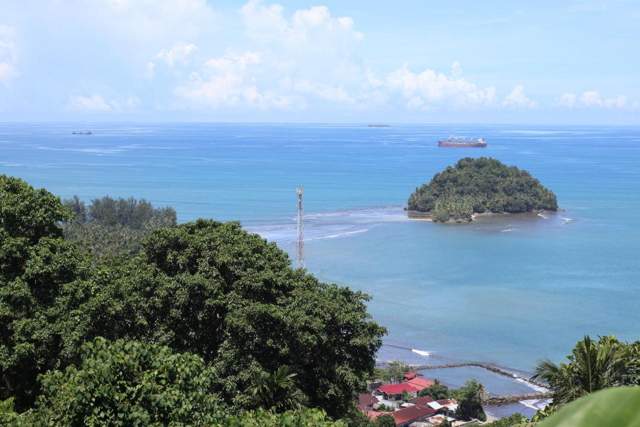 The View Padang, Amazing View, 8 Mins Mentawai Fast Ferry, Cold Beer,Close To Restaurants Eksteriør billede