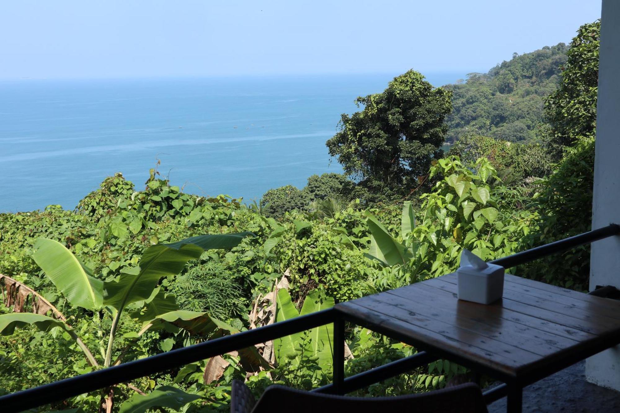 The View Padang, Amazing View, 8 Mins Mentawai Fast Ferry, Cold Beer,Close To Restaurants Eksteriør billede